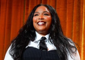 Lizzo anuncia 'New Era' da música no Twitch: 'Vindo para morda