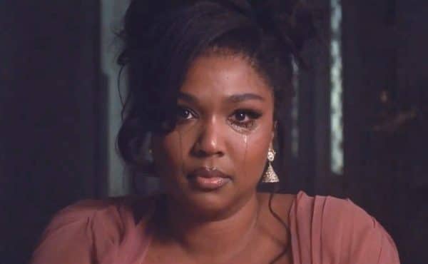Lizzo brinca com lágrimas novas músicas / revela a data de lançamento