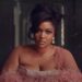 Lizzo retorna com o novo single "Love in Real Life": Stream