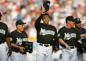 Marlins Tab 2 Antigo KC Royals para o New Team Hall of Fame