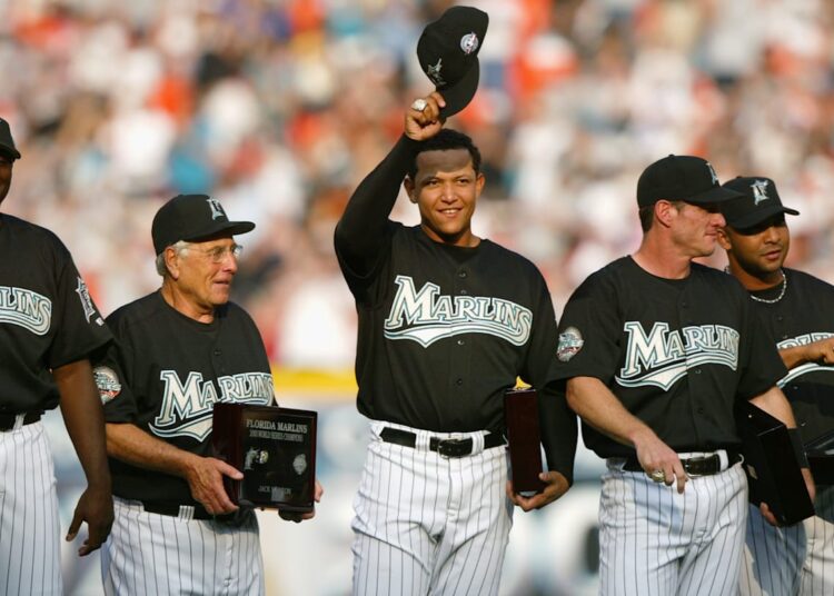 Marlins Tab 2 Antigo KC Royals para o New Team Hall of Fame