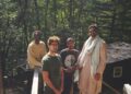 Mdou Moctar dá uma volta acústica no novo álbum de hinos socialmente relevantes para a África