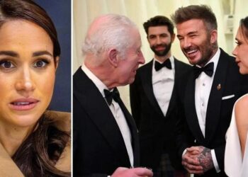 Meghan Markle 'Fuming' sobre a família real 'roubando' seus amigos David e Victoria Beckham enquanto 'luta para fazer amigos da lista A'