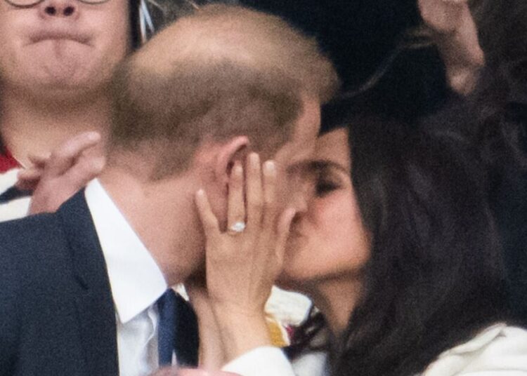 Meghan Markle Gesto revela os principais detalhes do relacionamento com Harry | Real | Notícias