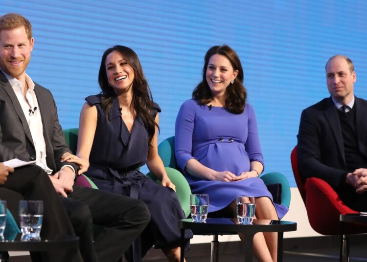 Meghan Markle, Príncipe Harry, Príncipe William e Kate Middleton se unem às preocupações das mídias sociais