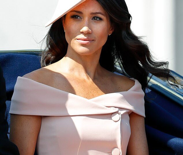 Meghan Markle 'queria terminar o que a princesa Diana começou', mas em um 'período de meio período'-e 'odiado' permanecendo no Nottingham Cottage