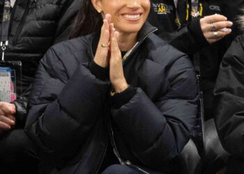 Meghan Markle usava uma peça de joalheria extremamente com código real para os Jogos Invictus