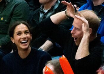 Meghan se deleita com a piada brincalhona de Harry quando o par se unir no Invictus | Real | Notícias