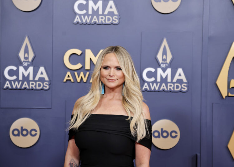 Miranda Lambert jorra da aparição de convidado em um novo videoclipe