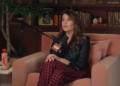 Monica Lewinsky diz que Bill Clinton deveria ter renunciado em meio a um escândalo em uma nova entrevista
