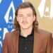Morgan Wallen aborda a prisão de abril na nova música para o filho Indigo, 4