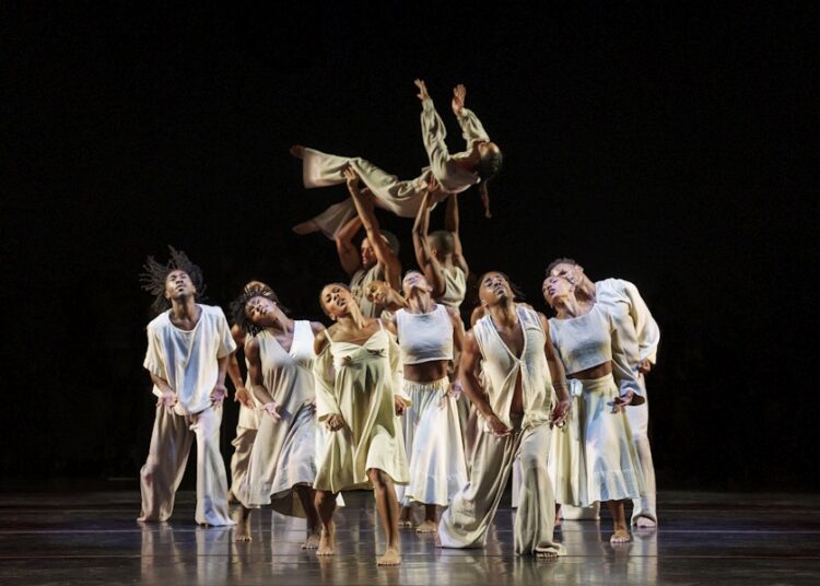 Músicas perdidas de 'Revelations' de Alvin Ailey, encontre voz em nova peça