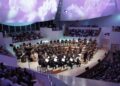 Novo mundo sinfonia para tocar música em (Techni) Concerto com Stéphane Denève