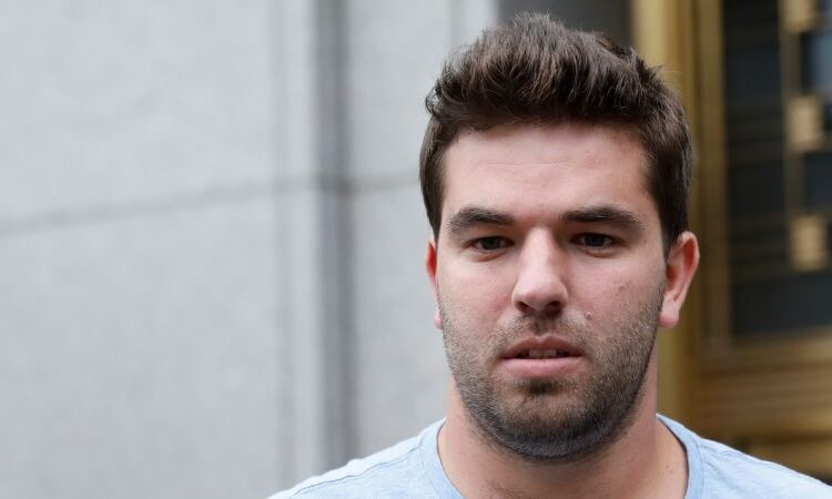 O Fyre Festival 2 será realizado na ilha mexicana, diz o fundador em apuros, Billy McFarland