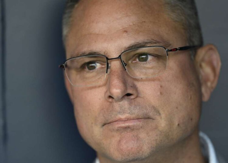 O Royals estende o contrato de GM Picollo até 2030 e a opção de Matt Quatro Quatraro em 2026