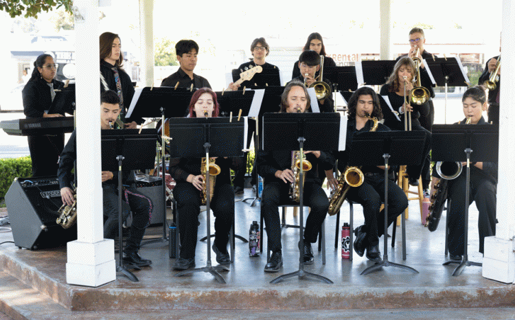 O evento de estado da cidade de Goleta inclui entretenimento musical | Notícias locais