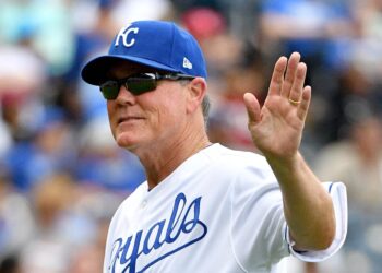 O gerente vencedor da World Series da Royals, Ned Yost, retornando à equipe com uma nova função