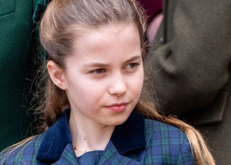 O interesse da princesa Charlotte em carreira muito comum, apesar do grande papel real a seguir | Real | Notícias
