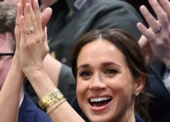 O novo anel ousado de Meghan Markle acende a conversa sobre a Royal Connection