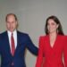 O príncipe William e Kate Middleton permitem que George quebre o Protocolo Royal por meio de fevereiro