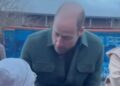 O príncipe William elogiou a resposta 'respeitosa' de 6 palavras ao garoto que perguntou se ele era o rei-família real