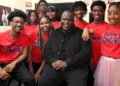 O professor de teatro de nola, Anthony Bean, cria um talk show adolescente | Entretenimento/vida
