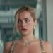 O videoclipe de "alta moda" de Addison Rae parece familiar