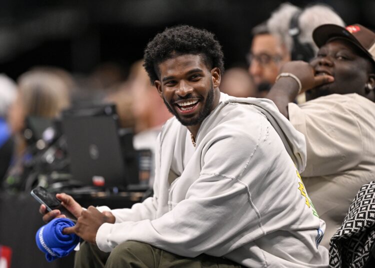 Os fãs divididos sobre a última faixa de música de Shedeur Sanders lançando em meio a rumores da NFL Draft