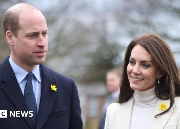 Príncipe William no menor câncer de Kate, diz Jason Knauf