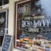 Rich & Savvy de Clarkesville para se submeter a rebranding como café, local de entretenimento