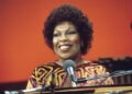 Roberta Flack, cantora premiada do Grammy, morta aos 88