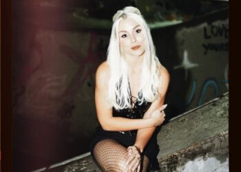 Royale Lynn lança nova música 'Battleground'