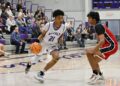 Royals Boys 'Basketball Powers através de Mallards 56-34