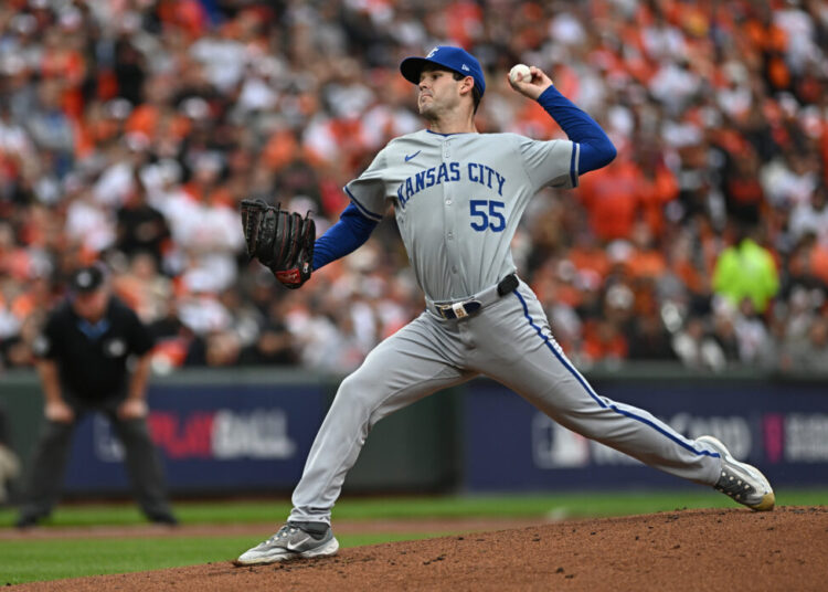Royals, Cole Ragans concordam com o contrato de três anos