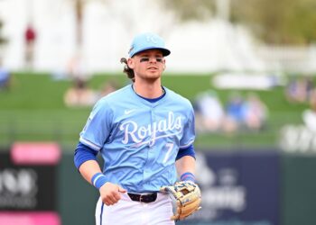 Royals Rumblings - Notícias para 18 de fevereiro de 2025