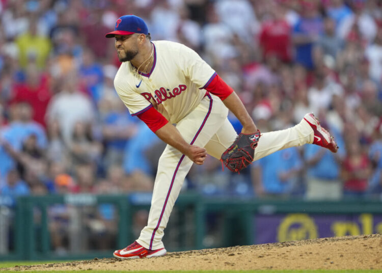 Royals Sign Carlos Estévez - MLB Trade Rumors