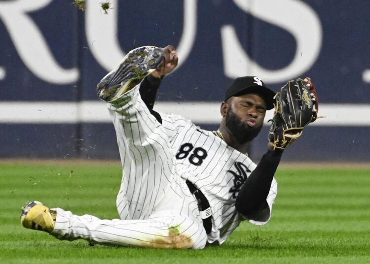 Royals chamado Blockbuster Trade Fit por US $ 50 milhões All-Star da Al Central Rival