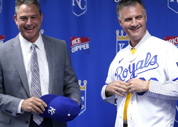 Royals estende o contrato para JJ Picollo e pegue a opção 2026 no Matt Quatraro