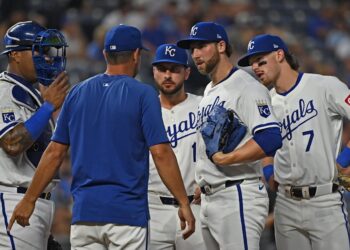 Royals obtém atualização positiva de lesões no arremessador de 26 anos em competição por rotação