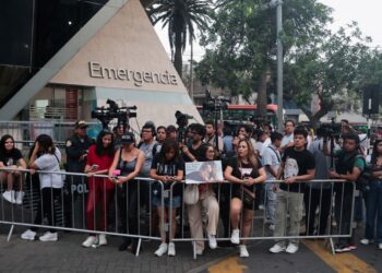 Shakira cancela o concerto no Peru depois de ser admitido no hospital