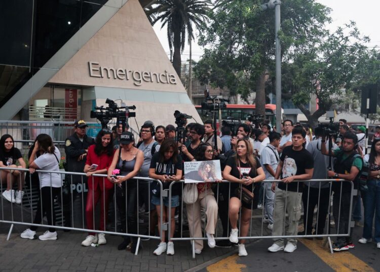 Shakira cancela o concerto no Peru depois de ser admitido no hospital