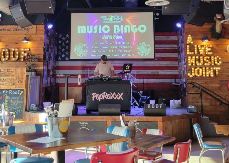 TIN TELHO - MUSIC BINGO Hospedado por Aron Royal