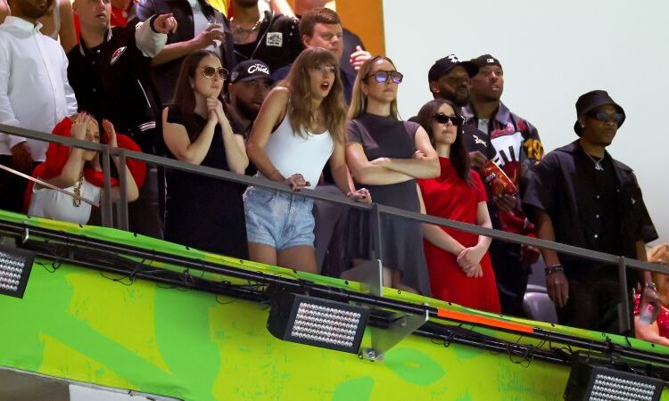 Taylor Swift se abala