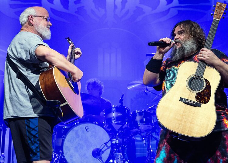 Tenacious D Compartilhe a primeira nova música juntos desde o hiato no ano passado