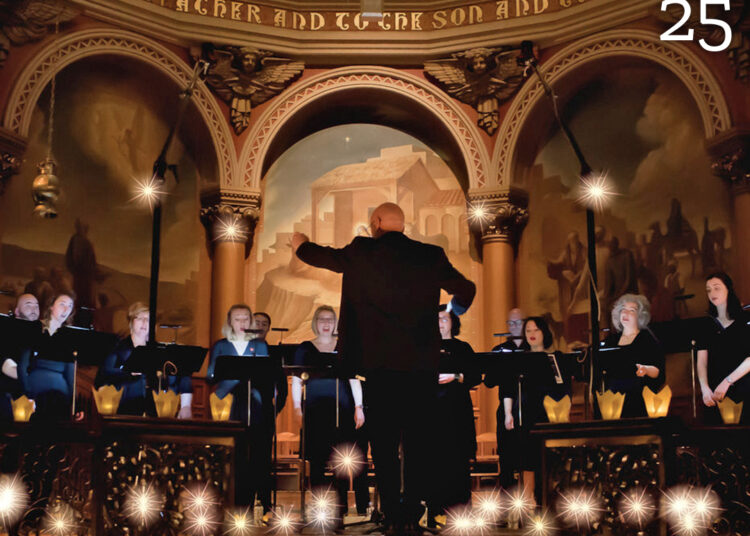 The Crossing Donald Nally, diretor musical com a Universidade de Iowa's Kantorei