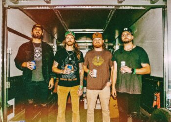 Tratado Oak Revival revela nova música "Bad State of Mind"