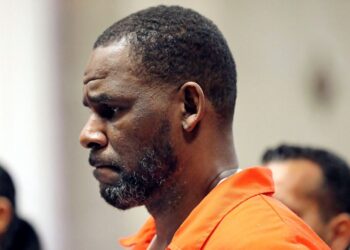 Tribunal defende as condenações de R. Kelly, pena de prisão de 30 anos
