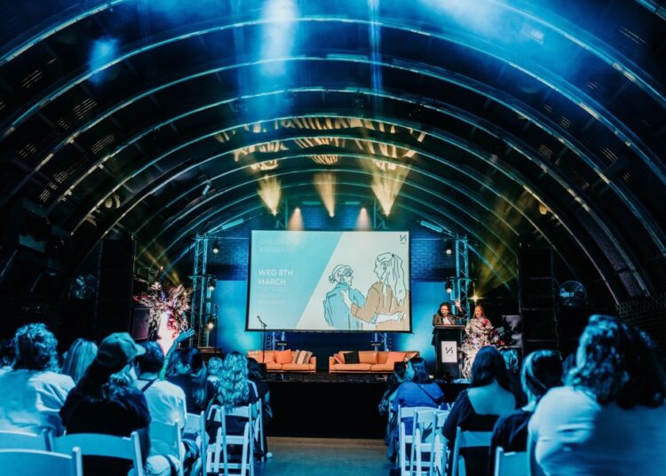 Um dos um revela prêmios antes do evento de 10 anos