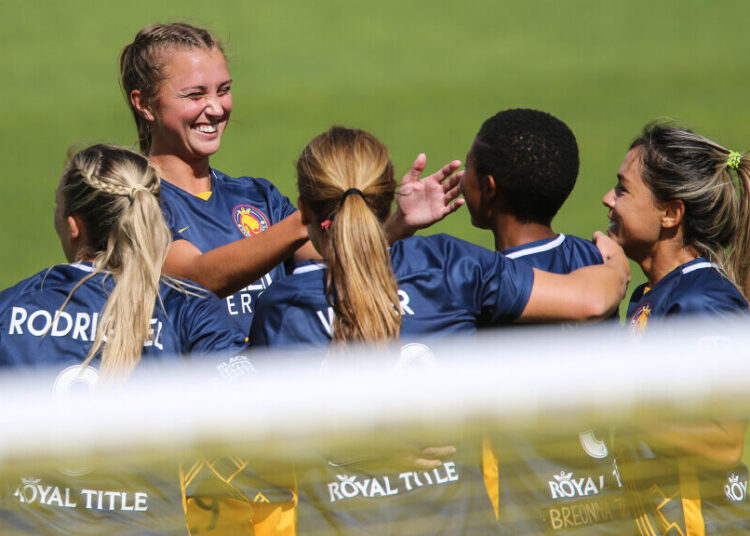 Utah Royals FC revela um grande uniforme inspirado no lago Salt