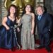 Warwick Davis dedica o prêmio BAFTA Film Fellowship à esposa